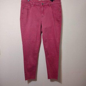 Lane Bryant Pink Mid Rise Super Stretch Ankle Jean